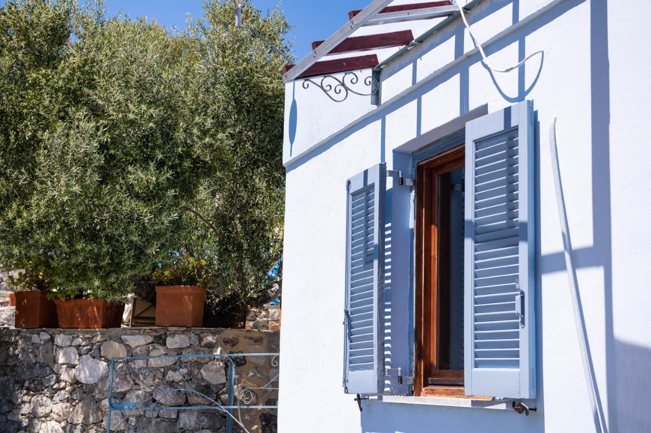 Myrtos Sarakinas Residences מראה חיצוני תמונה