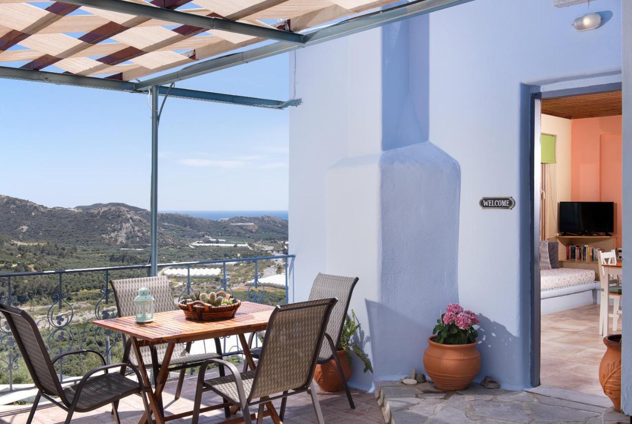 Myrtos Sarakinas Residences מראה חיצוני תמונה